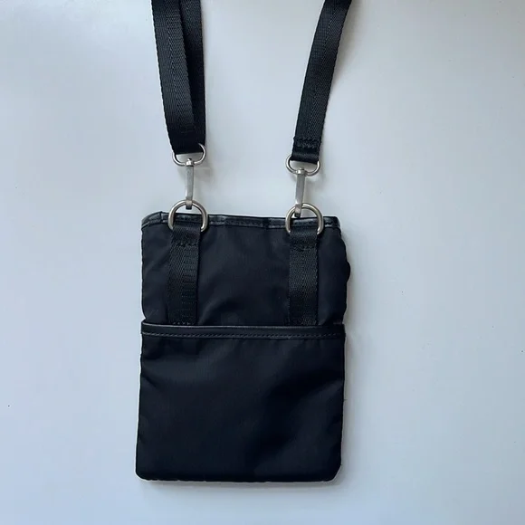 Urban Outfitters, Small Black Crossbody Bag - Picture 2 of 4